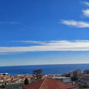 La Casa Di Ermes - Ampio Luminoso A Tre Minuti Dal Centro San Remo
